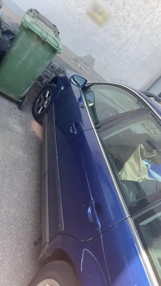 Gebraucht VW Passat 131 PS (96 kW) 2002 Blau Kombi