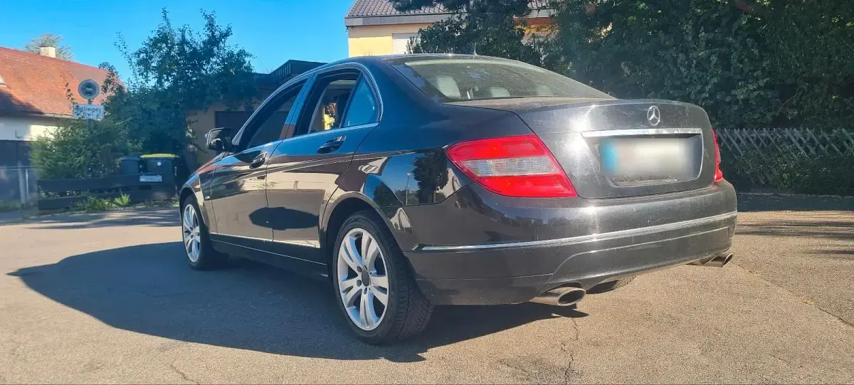 Gebraucht Mercedes C230 204 PS (150 kW) 2008 Schwarz Limousine