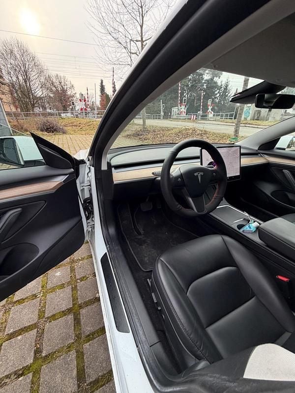 Second-hand Tesla Model 3 Long Range AWD 2021 Alb Berlinǎ
