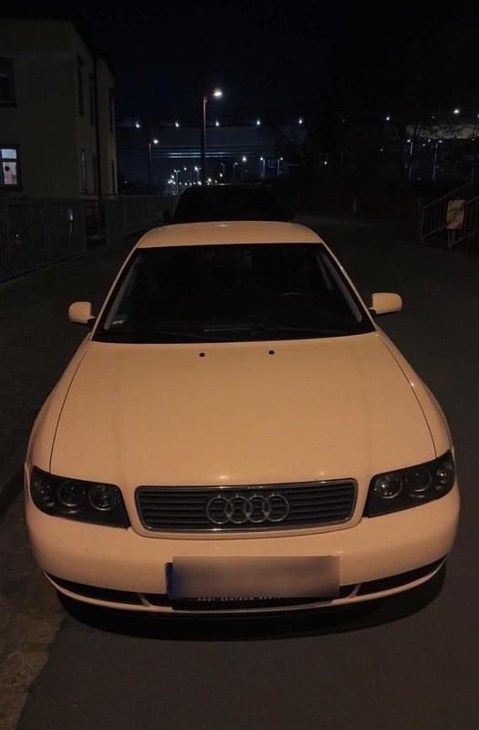 Gebraucht Audi A4 150 PS (110 kW) 1997 Weiß Limousine