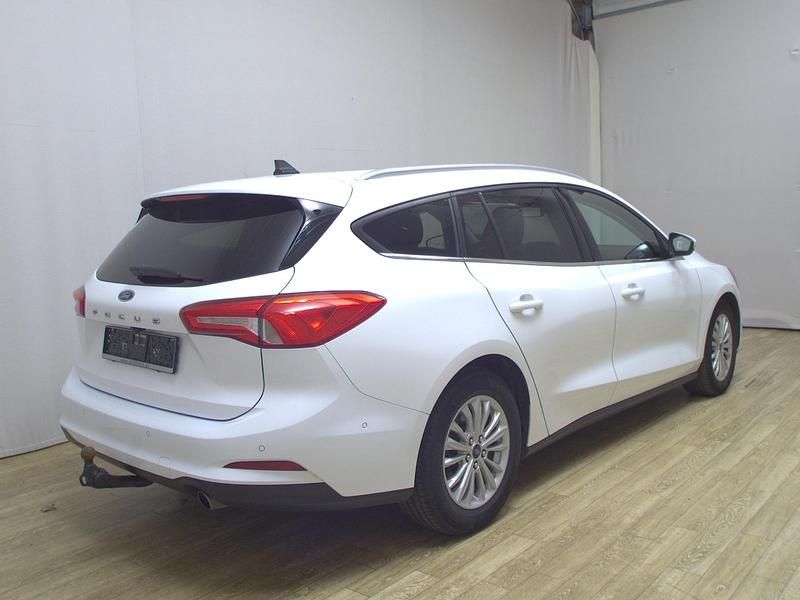 Gebraucht Ford Focus Titanium 150 PS (110 kW) 2021 Weiss Limousine