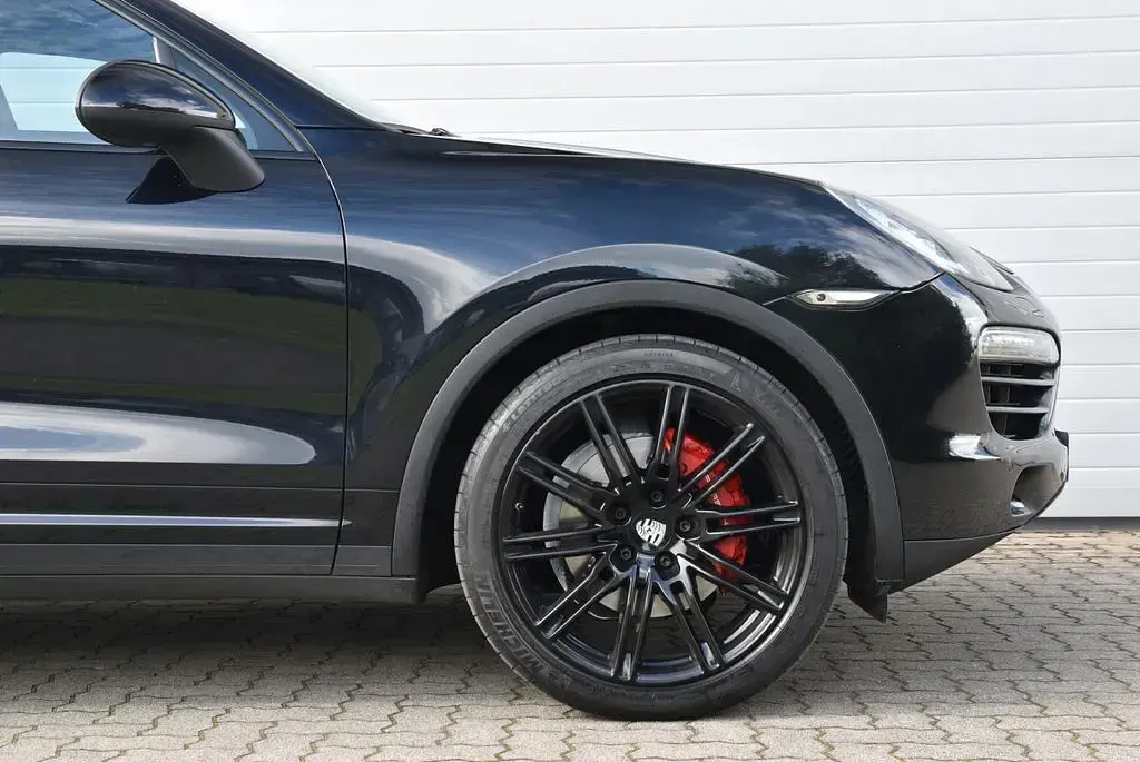 Gebraucht Porsche Cayenne 245 PS (180 kW) 2012 Schwarz SUV