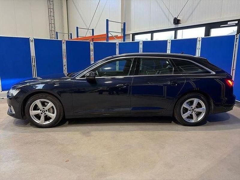 Gebraucht Audi A6 Sport 204 PS (150 kW) 2022 Blue metallic Kombi