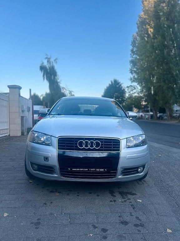 Silber Gebraucht 2006 Audi A3 Ambition Kleinwagen | 3.499 € (Guter Preis) - Bild 1/4