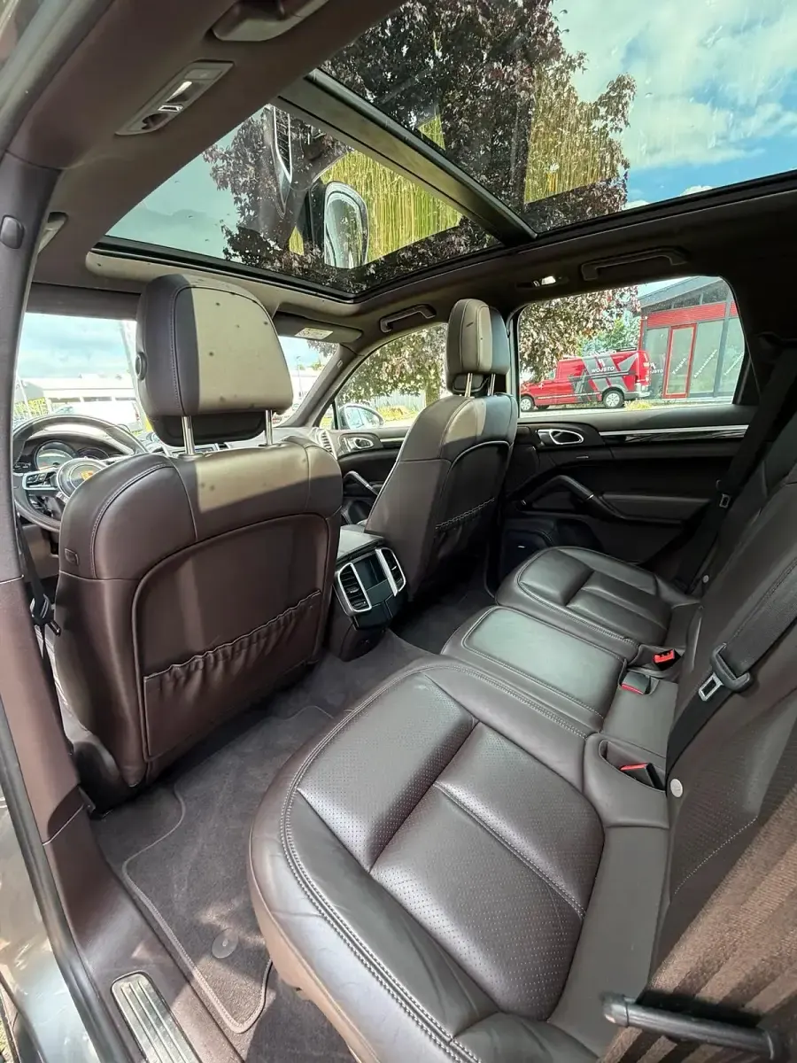 Gebraucht Porsche Cayenne Chrono 385 PS (283 kW) 2015 Grau SUV