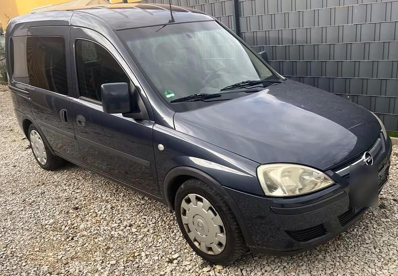 Blau Gebraucht 2009 Opel Combo Van / Kleinbus | 1.700 € (Guter Preis) - Bild 1/4