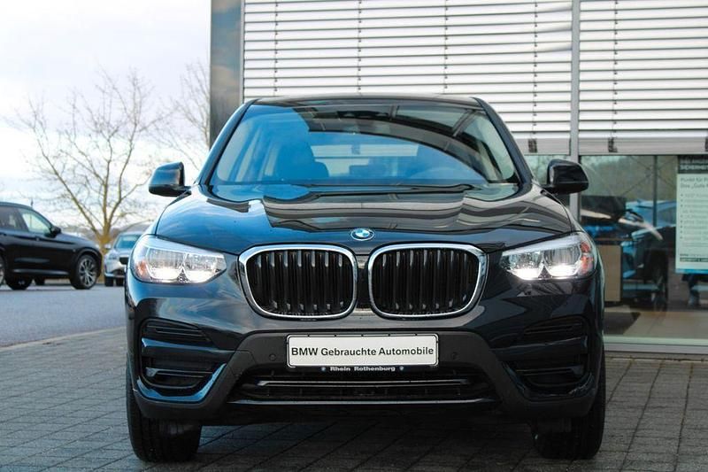 Gebraucht BMW X3 190 PS (139 kW) 2019 Black saphire SUV