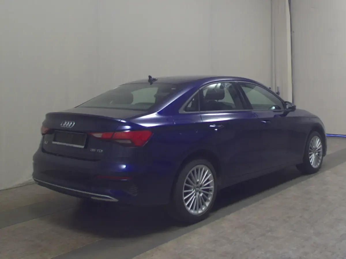 Gebraucht Audi A3 Advanced 150 PS (110 kW) 2020 Blau Limousine
