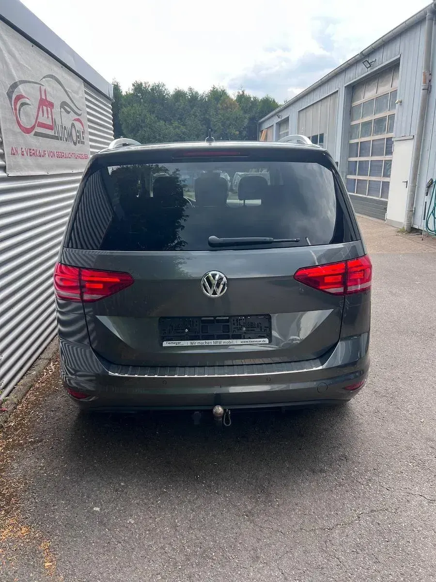 Gebraucht VW Touran Join 150 PS (110 kW) 2019 Grau Van / Kleinbus