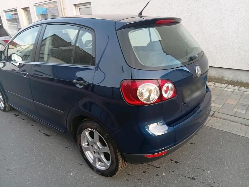Gebraucht VW Golf V 102 PS (75 kW) 2006 Blau Kleinwagen
