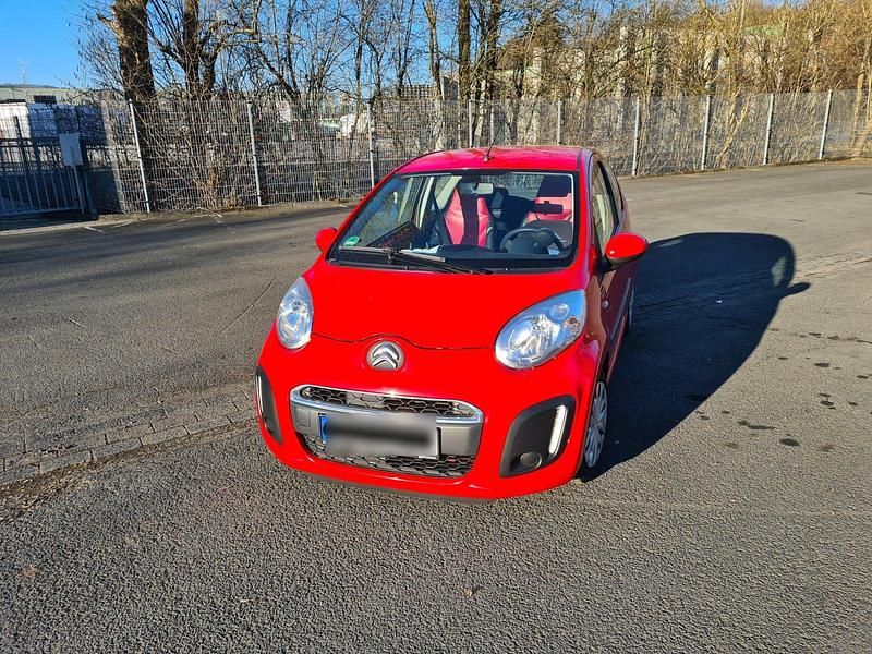 Rot Gebraucht 2012 Citroën C1 Tendance Kleinwagen | 1.400 € (Fairer Preis) - Bild 1/4