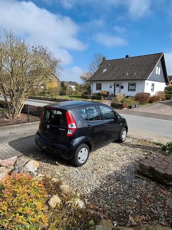 Gebraucht Suzuki Splash 65 PS (47 kW) 2009 Schwarz Kleinwagen