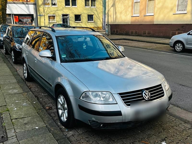 Gebraucht VW Passat 131 PS (96 kW) 2005 Silber Kombi