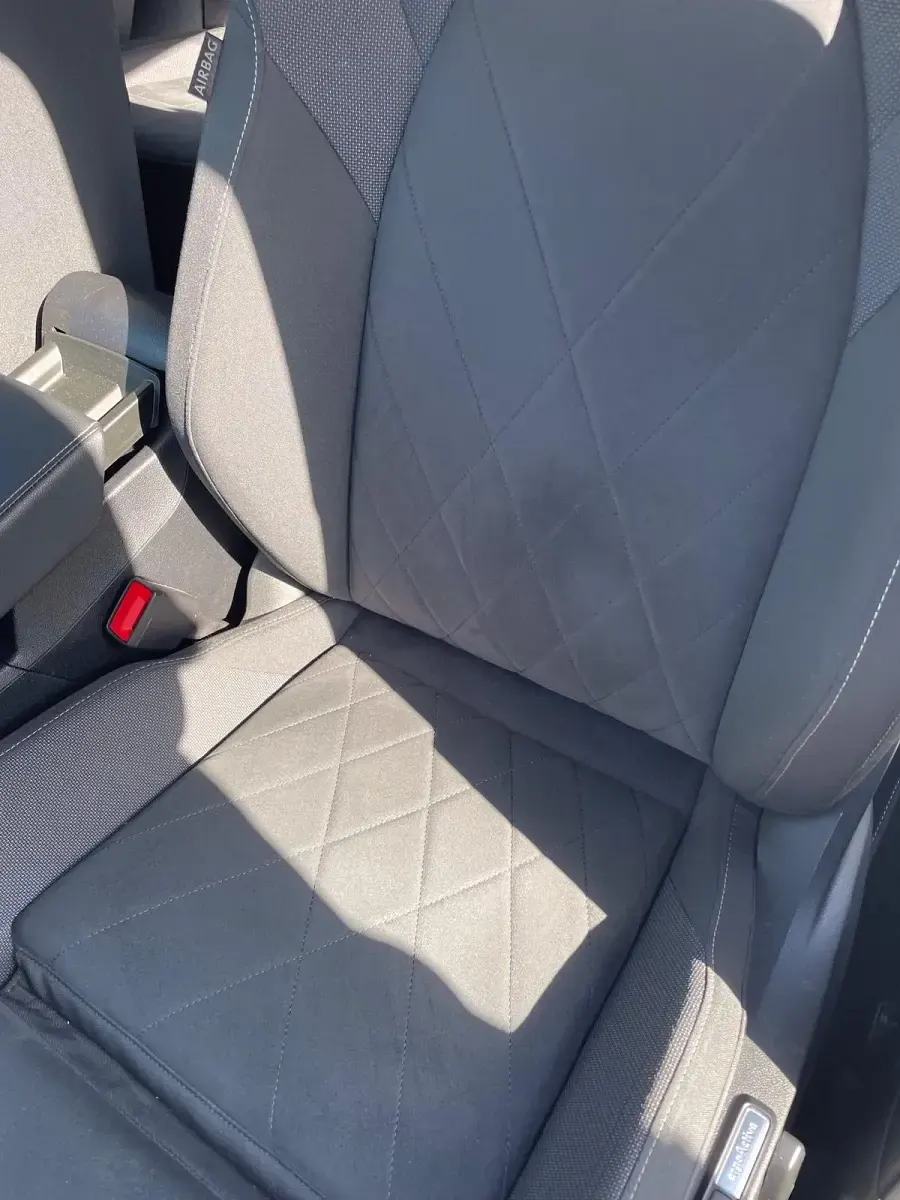 Gebraucht VW Golf VIII 115 PS (84 kW) 2023 Silber Kombi