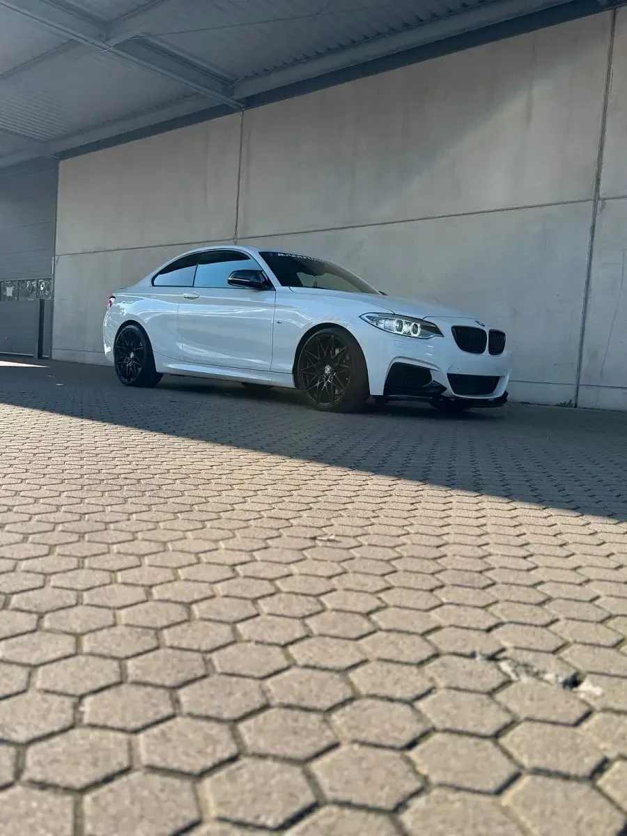 Gebraucht BMW M235 M Performance 326 PS (239 kW) 2016 Weiß Coupé