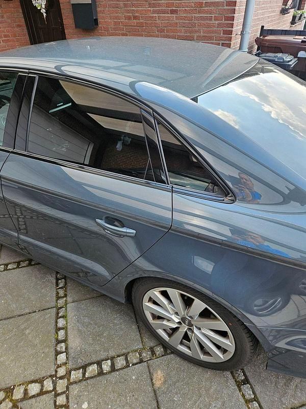 Usata Audi A3 Design 150 CV (110 kW) 2017 Grigio Berlina