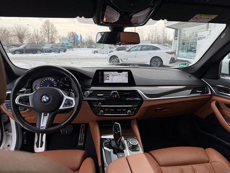 Gebraucht BMW 530 Sport Line 265 PS (194 kW) 2019 Weiß Kombi