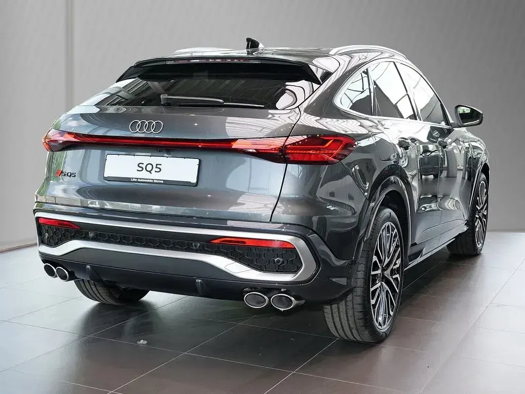 Gebraucht Audi SQ5 Sportback Sport 367 PS (269 kW) 2025 Daytonagrau perleffekt SUV