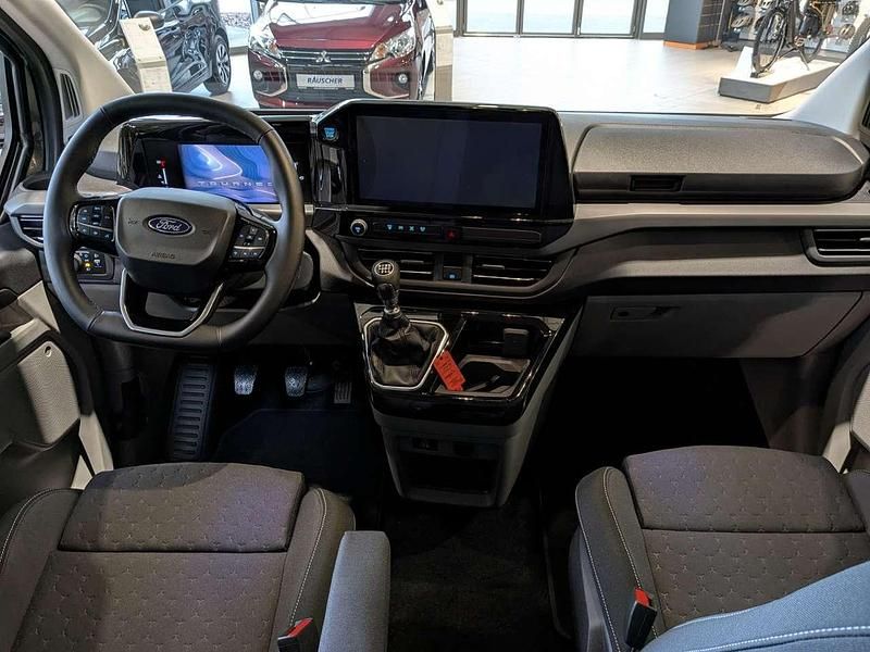 Gebraucht Ford Tourneo Titanium 150 PS (110 kW) 2026 Magneticgrau Van / Kleinbus