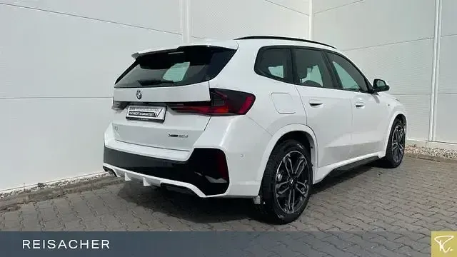 Gebraucht BMW X1 Efficient Dynamics 163 PS (119 kW) 2025 Alpinweiß uni SUV