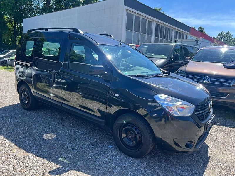 Gebraucht Dacia Dokker Lauréate 116 PS (85 kW) 2017 Schwarz Van / Kleinbus