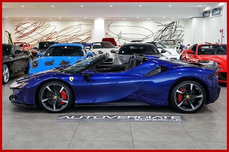 Gebraucht Ferrari SF90 779 PS (572 kW) 2021 Blau Cabrio