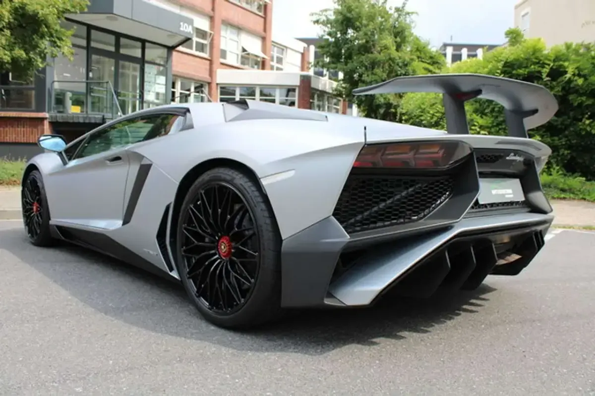 Gebraucht Lamborghini Aventador 751 PS (552 kW) 2015 Grigio artis matt Coupé