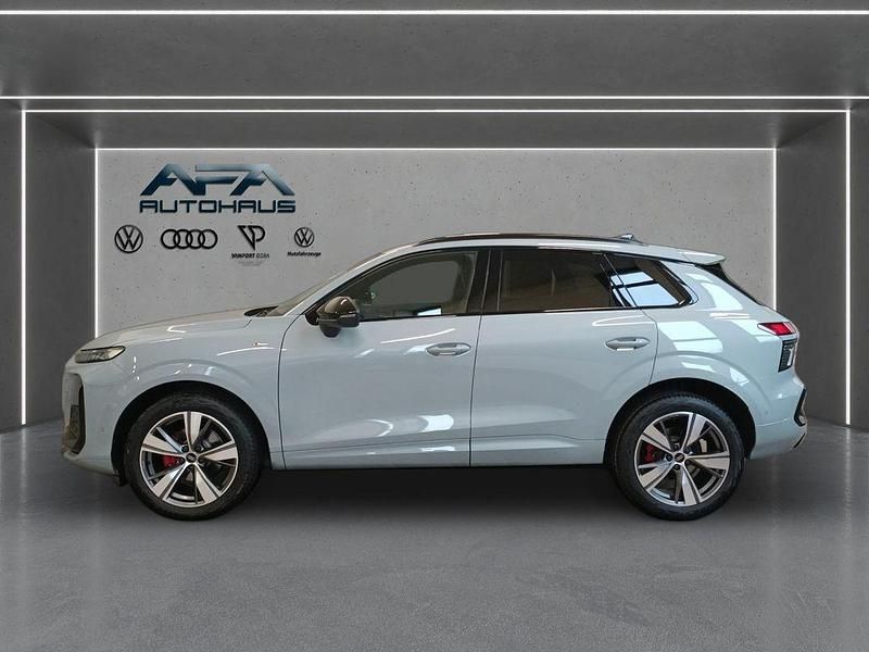 Gebraucht Audi Q3 Sport 150 PS (110 kW) 2025 Grau SUV