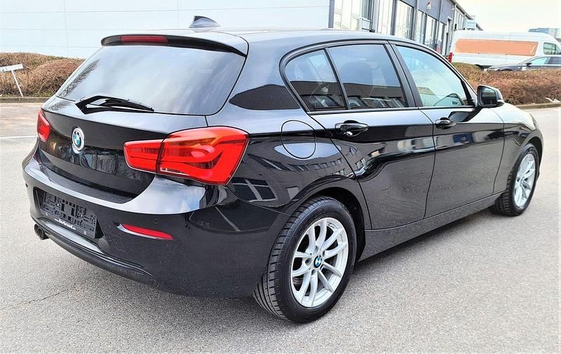 Gebraucht BMW 120 Sport Line 190 PS (139 kW) 2019 Schwarz Kleinwagen
