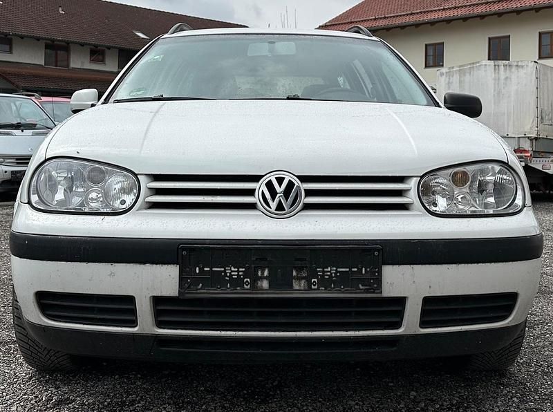 Gebraucht VW Golf IV 75 PS (55 kW) 2003 Weiß Kombi