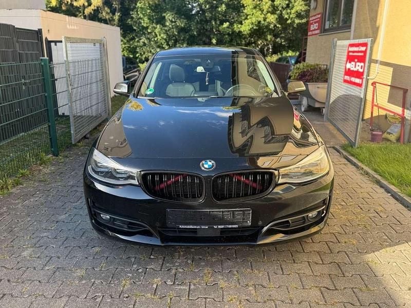 Gebraucht BMW 330 Gran Turismo Advantage 258 PS (189 kW) 2017 Schwarz ii/bonnet fluid black Limousine