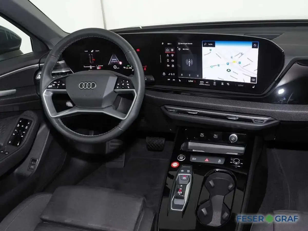 Gebraucht Audi A5 Sport 204 PS (150 kW) 2025 Blau Limousine