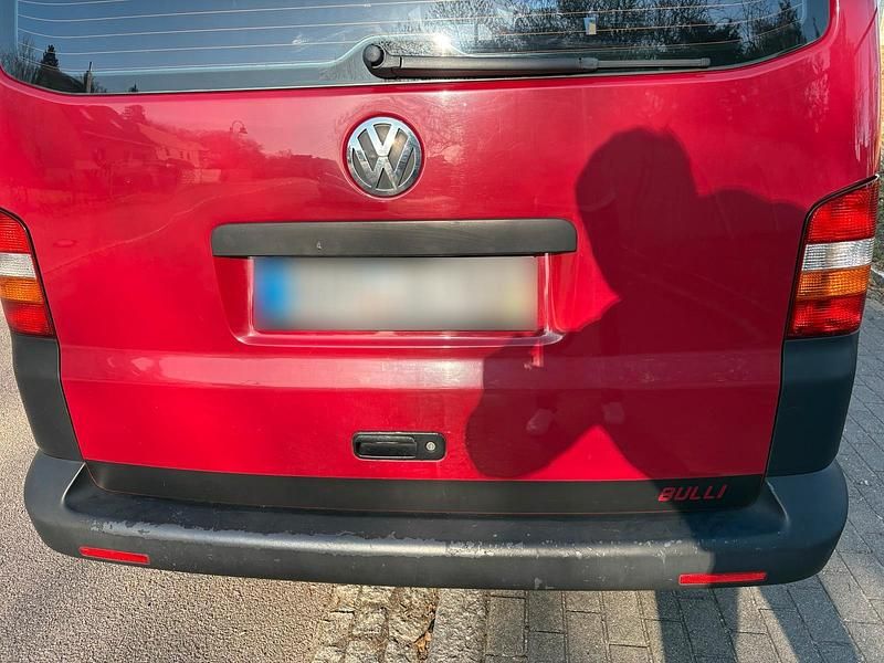 Gebraucht VW Transporter 105 PS (77 kW) 2006 Rot Van
