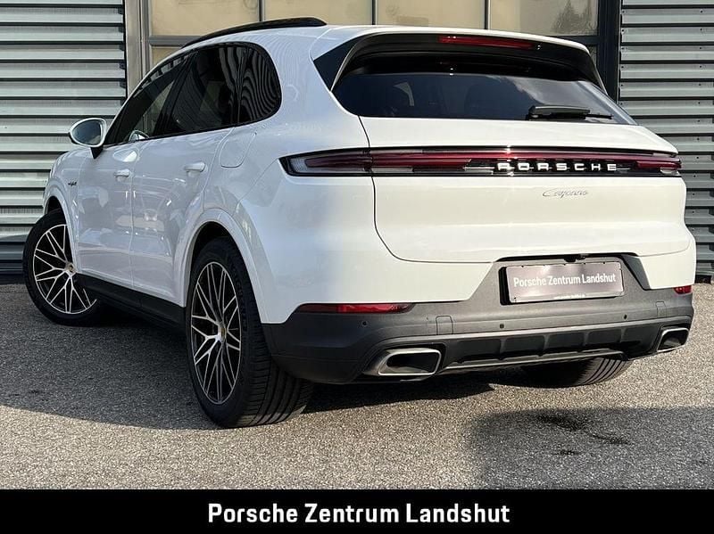 Gebraucht Porsche Cayenne 470 PS (345 kW) 2024 Weiss SUV