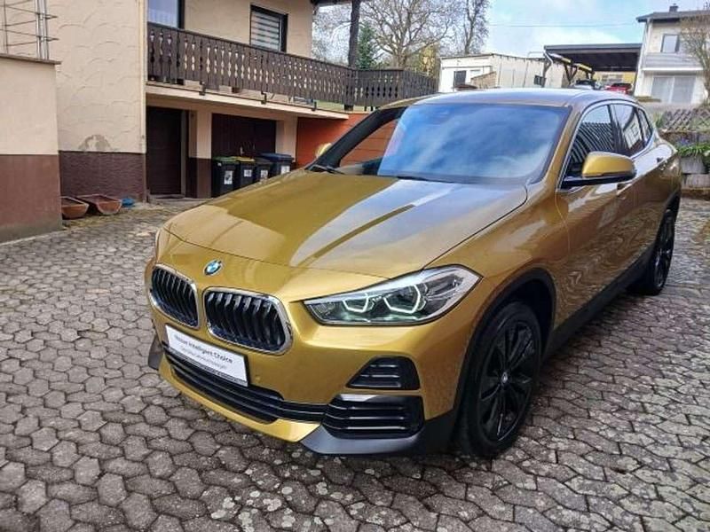 Gebraucht BMW X2 Advantage 178 PS (130 kW) 2021 Galvanic gold metallic SUV