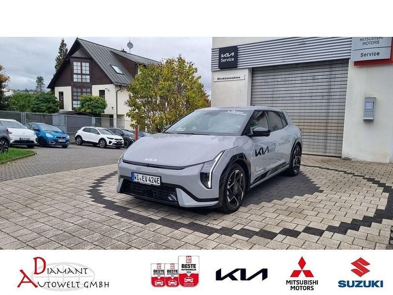 Grau Gebraucht 2025 Kia EV4 Comfort Kleinwagen | 42.490 € (Fairer Preis) - Bild 1/4