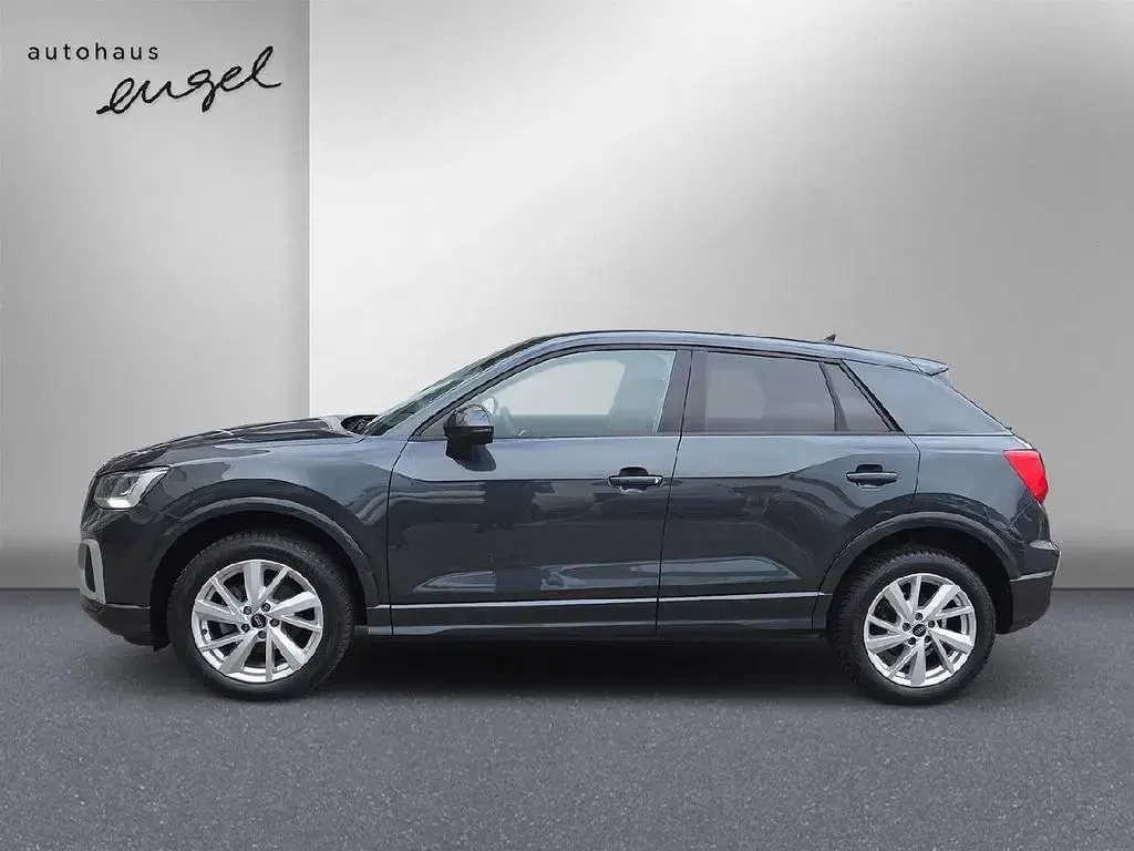 Gebraucht Audi Q2 Advanced 150 PS (110 kW) 2025 Grau SUV