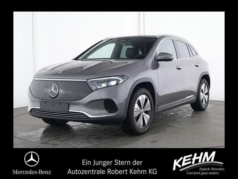 Mountain grau (metallic) Gebraucht 2024 Mercedes EQA350 SUV | 34.959 € (Guter Preis) - Bild 1/4