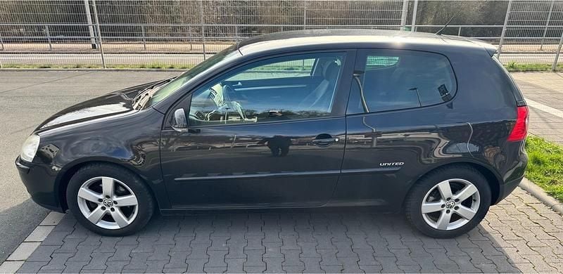 Gebraucht VW Golf V 80 PS (58 kW) 2007 Schwarz Kleinwagen