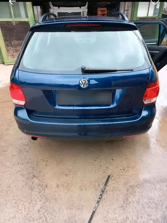 Usata VW Golf VI Trendline 105 CV (77 kW) 2010 Blu Utilitaria