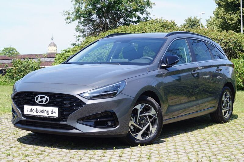 Grau Neu 2025 Hyundai i30 Kombi | 19.990 € (Superpreis) - Bild 1/4