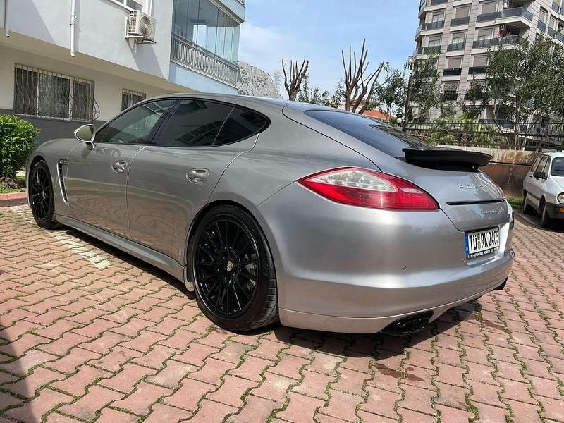 Gebraucht Porsche Panamera S 400 PS (294 kW) 2011 Limousine