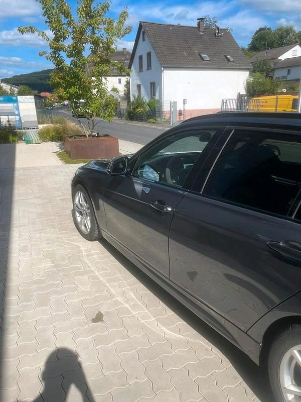 Second-hand BMW 320 190 CP (139 kW) 2017 Gri Break