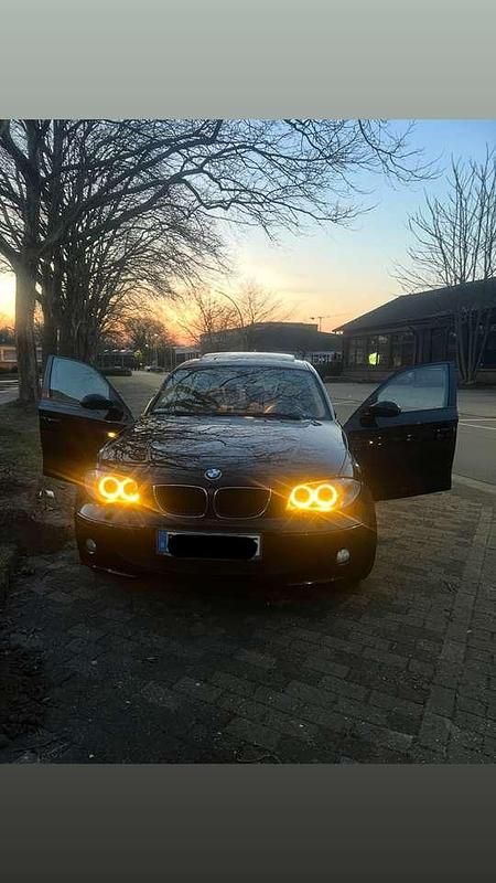 Gebraucht BMW 116 116 PS (85 kW) 2005 Schwarz Kleinwagen