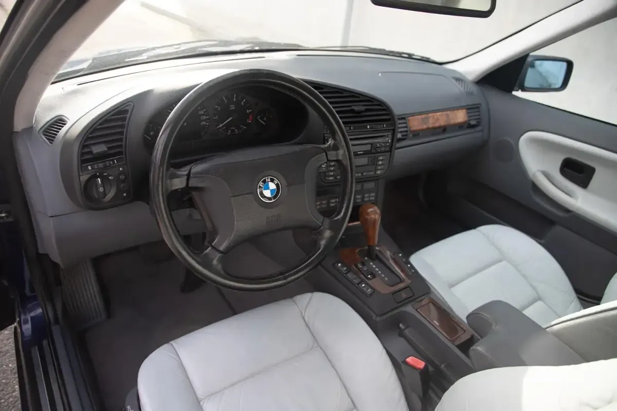 Gebraucht BMW 328 193 PS (141 kW) 1997 Blau Kombi