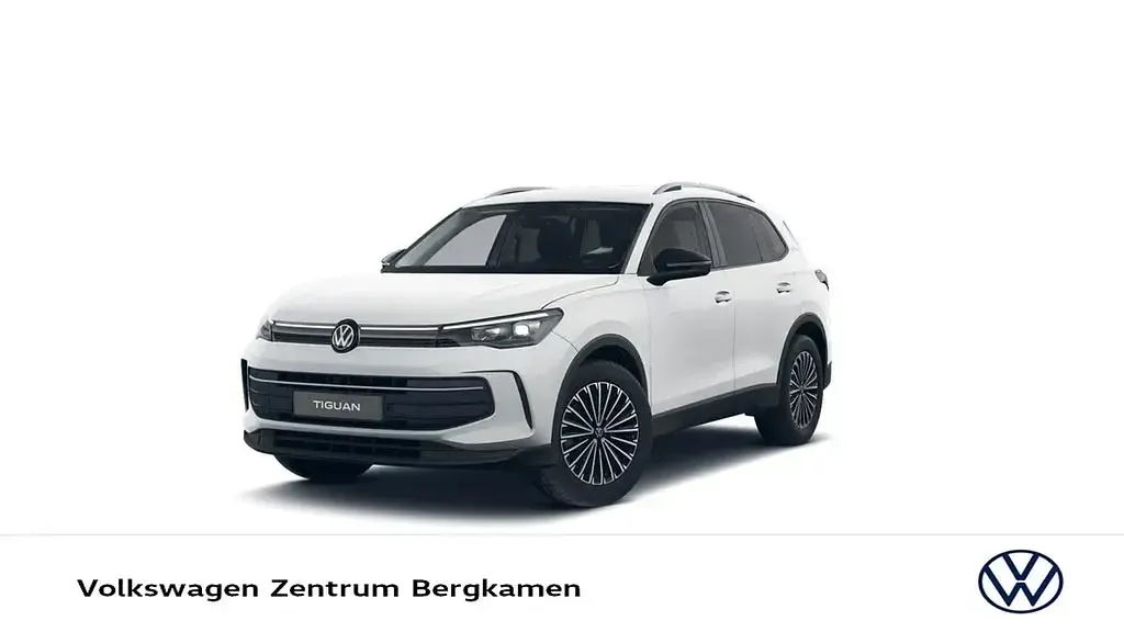 Gebraucht VW Tiguan Goal 131 PS (96 kW) 2025 Pure white SUV