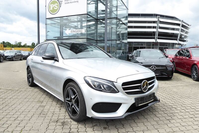 Silber Gebraucht 2018 Mercedes C220 AMG Limousine | 18.580 € (Fairer Preis) - Bild 1/4