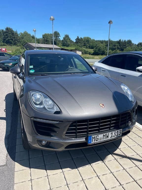 Gebraucht Porsche Macan S 258 PS (189 kW) 2014 Grau SUV