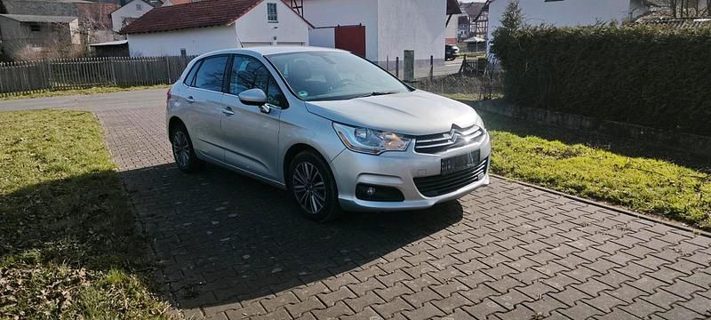 Gebraucht Citroën C4 112 PS (82 kW) 2010 Silber Kleinwagen