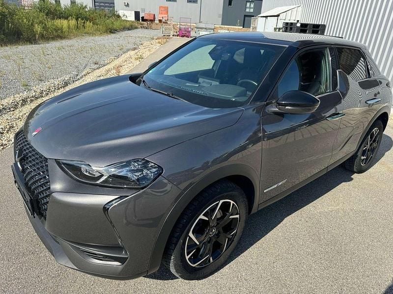 Lackierung platiniumgrau/typ Gebraucht 2020 DS Automobiles DS3 Performance SUV | 14.500 € (Fairer Preis) - Bild 1/4